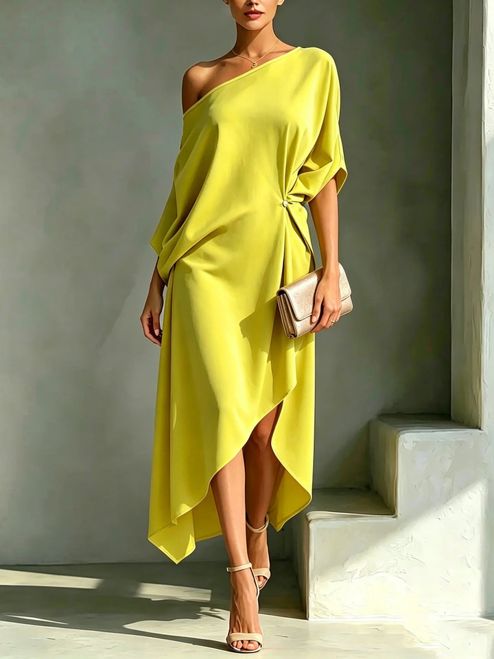 Yvonne | Elegant asymmetrisk klänning