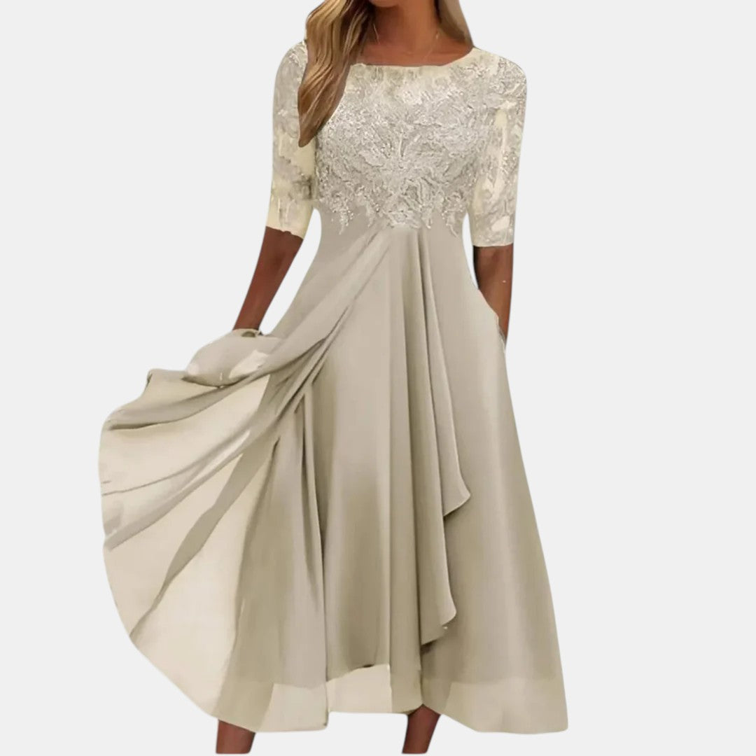 Rebecka | Elegant spetsklänning