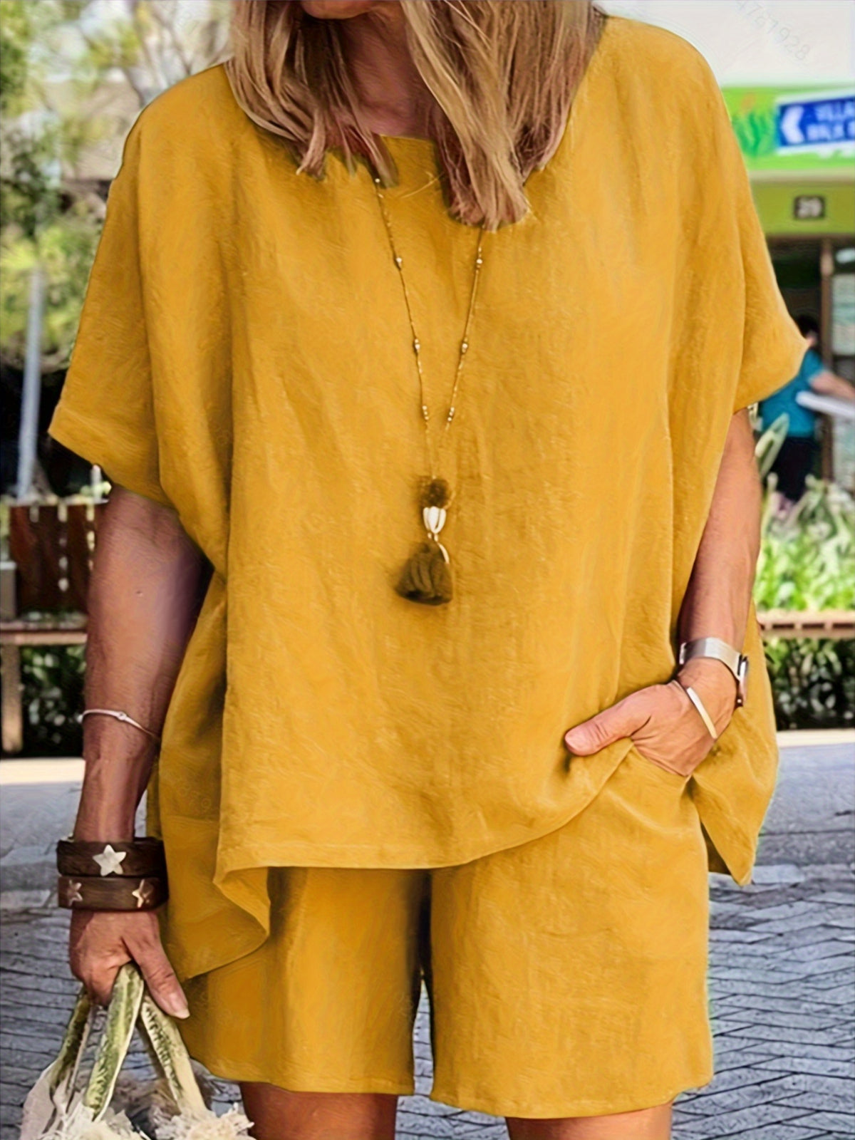 Vanessa | Enfärgat Set med Shorts