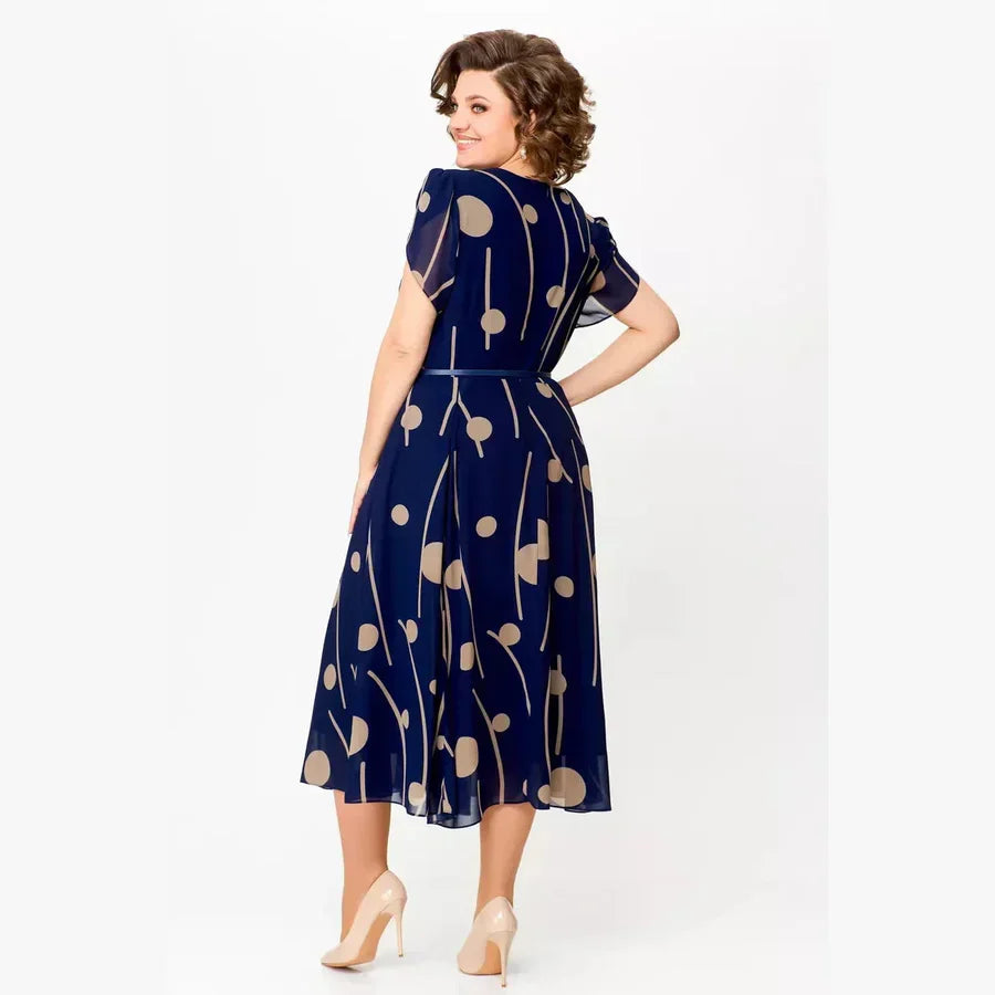 Desirée | Smickrande Midi Klänning