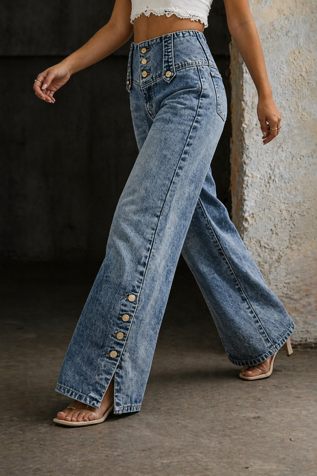 Mia | Högmidjade slit jeans