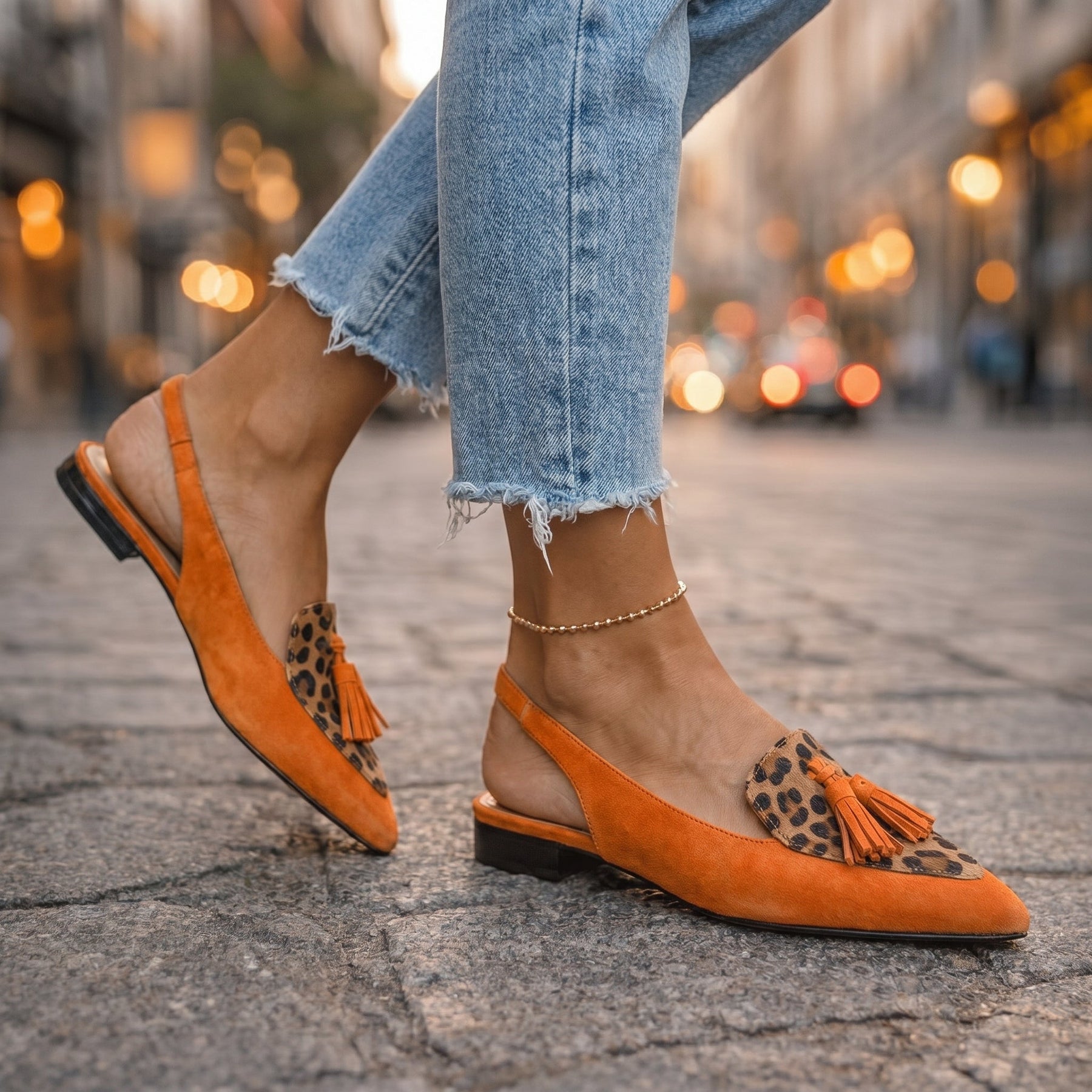 Emeline | Sandaler med remmar och tofsar