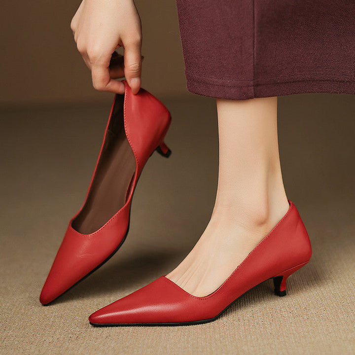 Greta | Spetsiga Kitten Heel Pumps för Varje Tillfälle