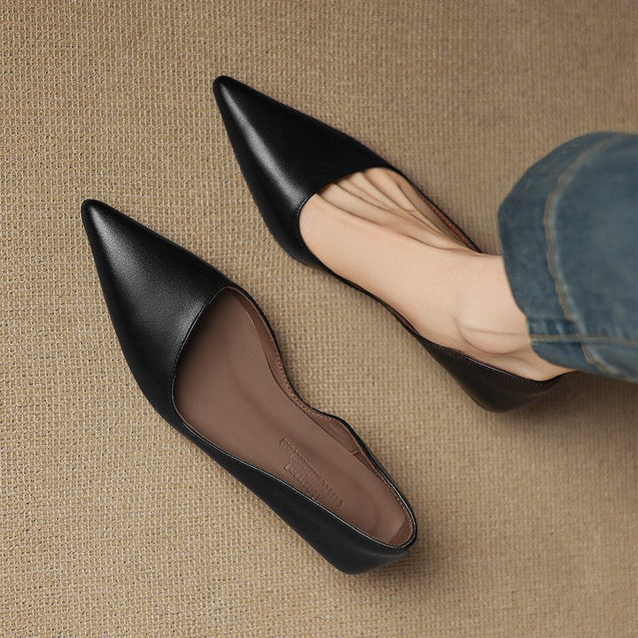 Greta | Spetsiga Kitten Heel Pumps för Varje Tillfälle