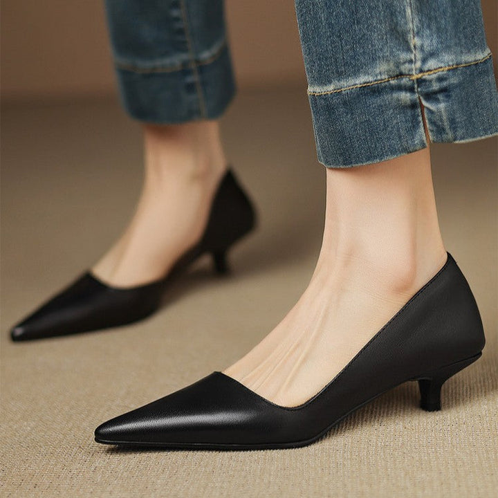 Greta | Spetsiga Kitten Heel Pumps för Varje Tillfälle
