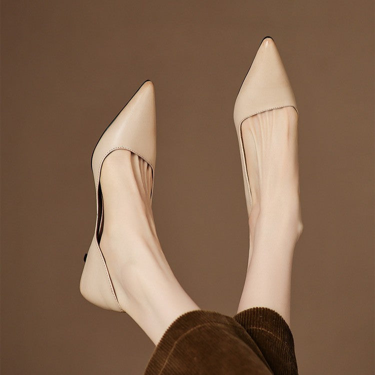 Greta | Spetsiga Kitten Heel Pumps för Varje Tillfälle