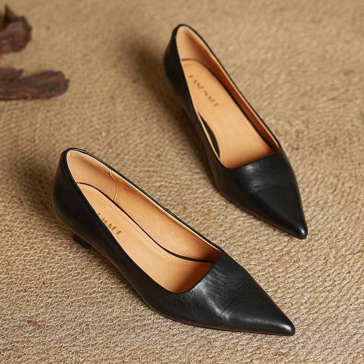 Maria | Tidlösa Kitten Heels som Lyfter Varje Outfit