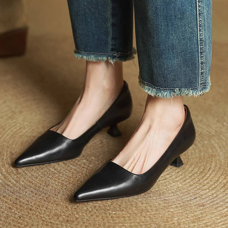 Maria | Tidlösa Kitten Heels som Lyfter Varje Outfit