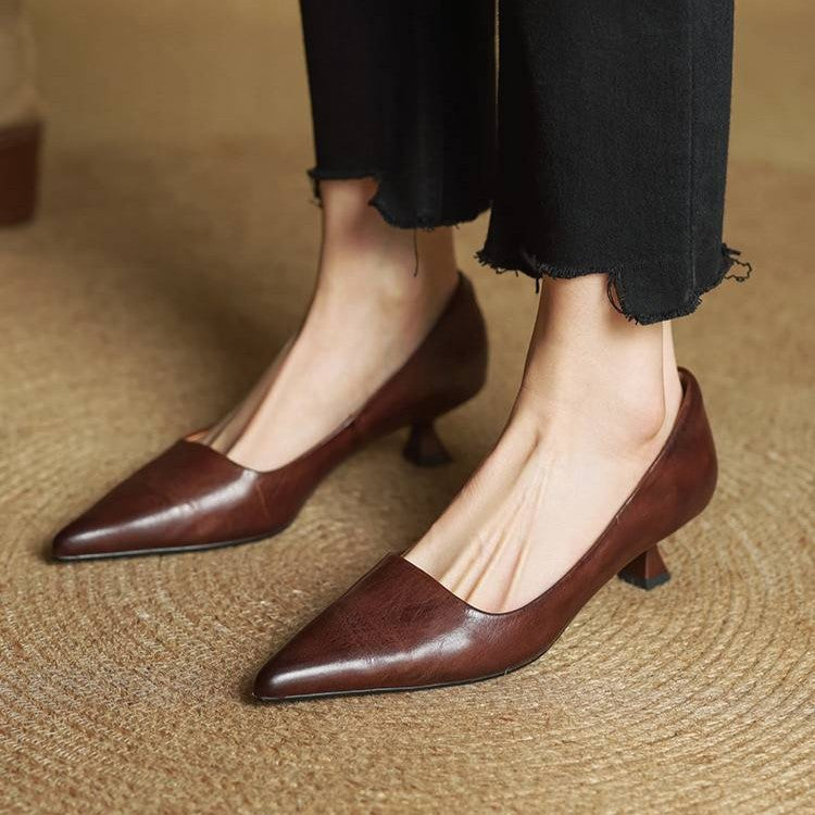 Maria | Tidlösa Kitten Heels som Lyfter Varje Outfit