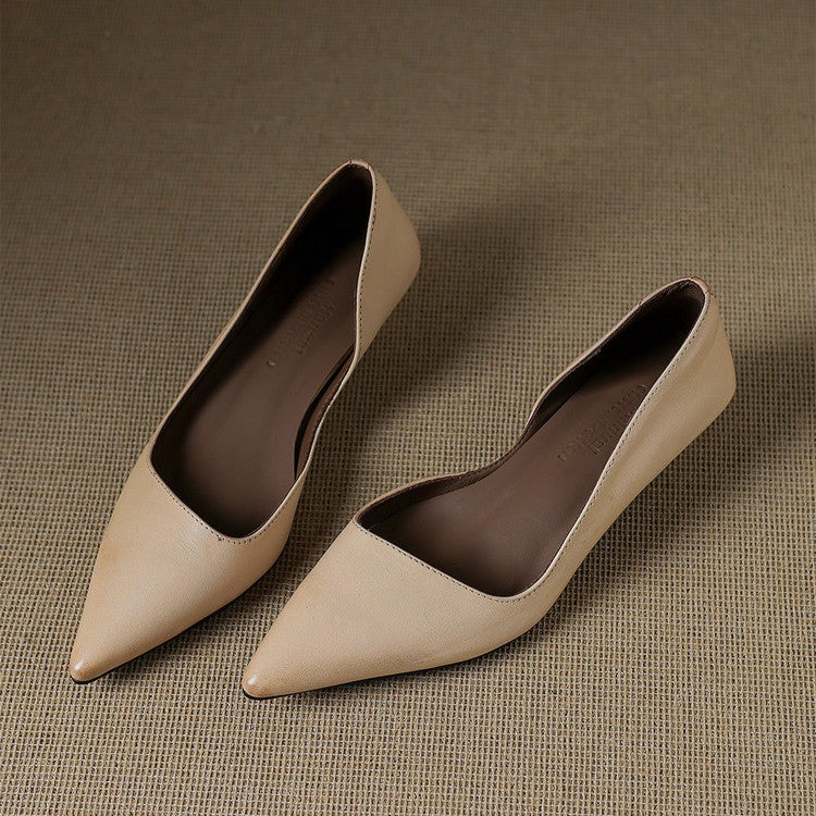 Greta | Spetsiga Kitten Heel Pumps för Varje Tillfälle