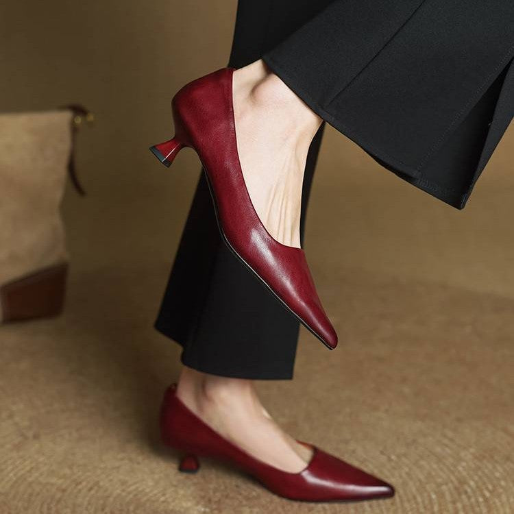 Maria | Tidlösa Kitten Heels som Lyfter Varje Outfit