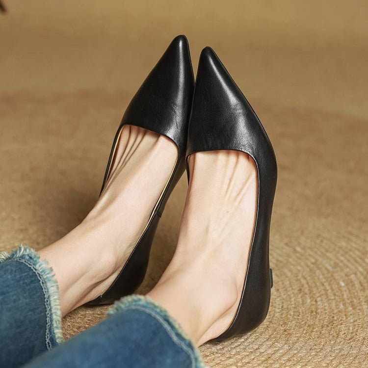 Maria | Tidlösa Kitten Heels som Lyfter Varje Outfit