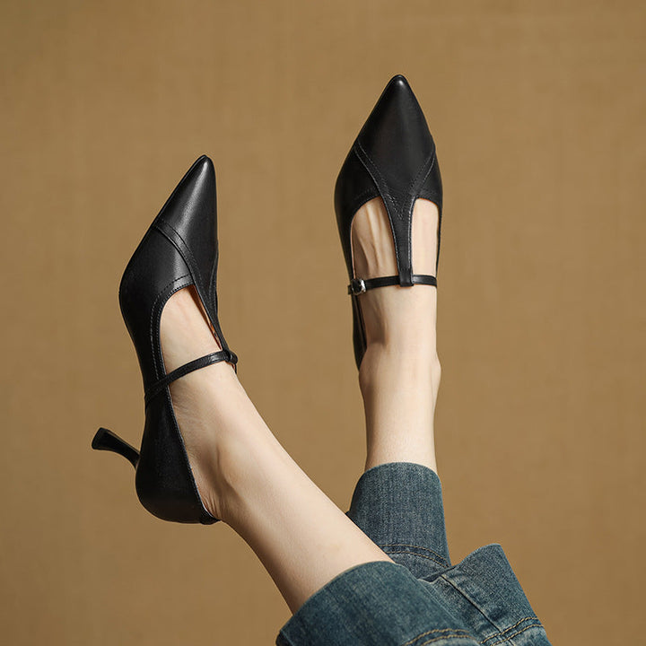 Cecilia | Elegant Kastanjebrun T-rem Pump med Retro Känsla