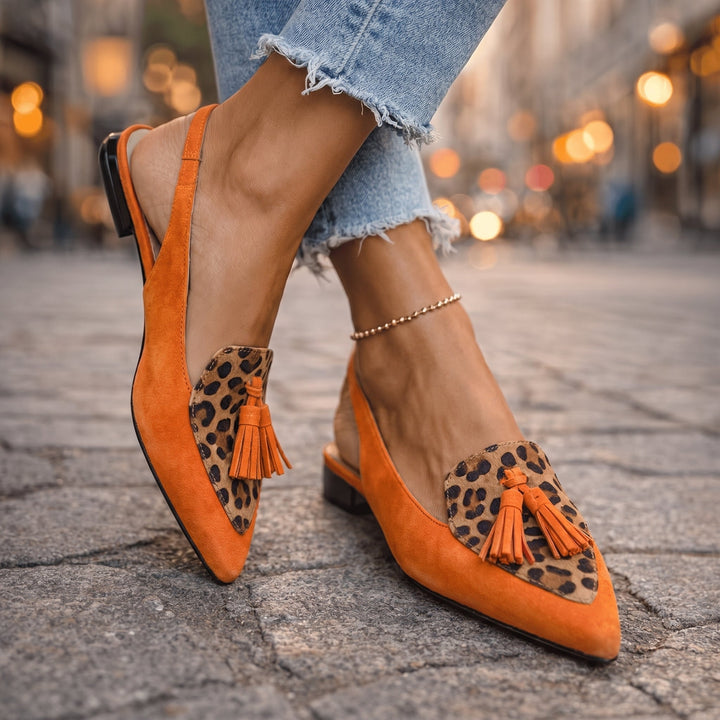Mille | Eleganta tvåfärgade loafers med dekorativa pompoms
