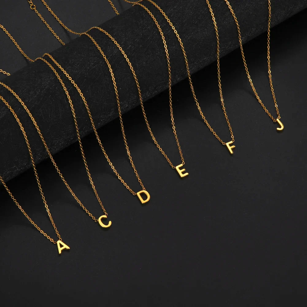 Alfabet Hängsmycke Halsband i Skinn