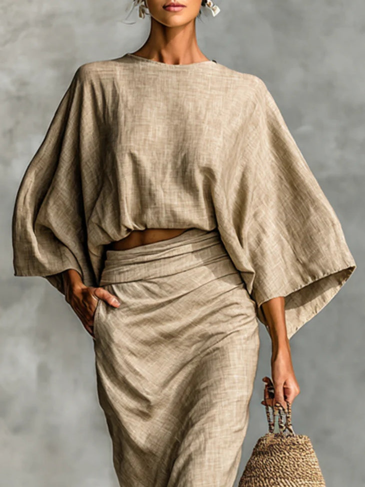 Willow | Beige Tvådelad Set med Batwing Topp och Lång Kjol för Enkelt Elegans