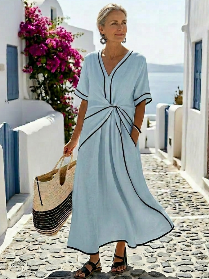 Linnea | Elegant Midiklänning med Samlad Midja och Kontrastpipning