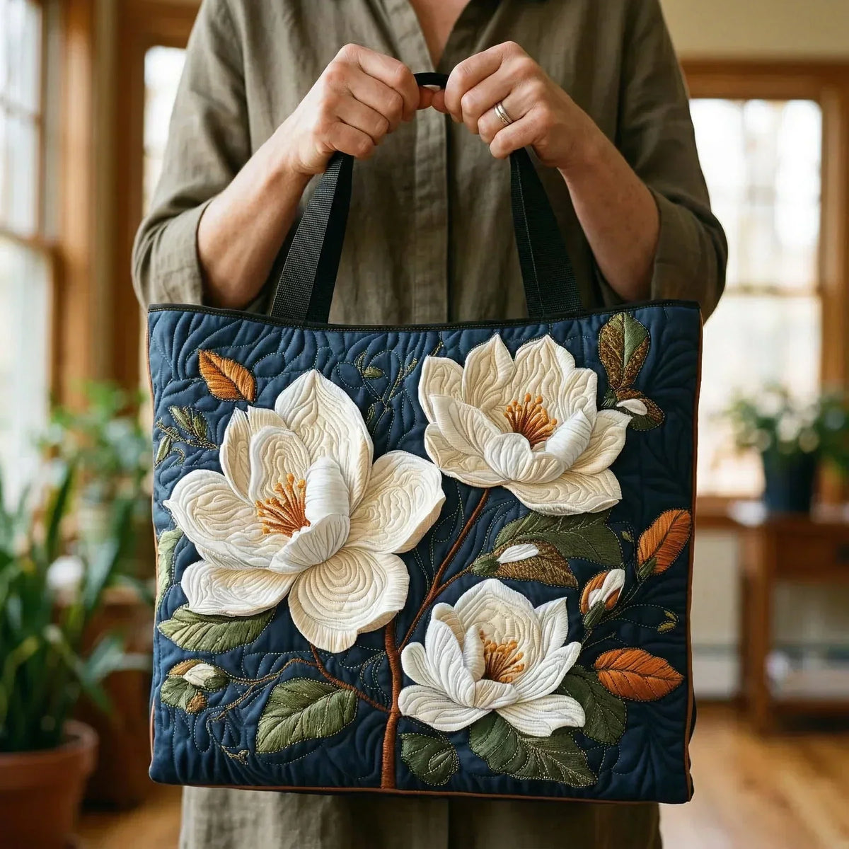 Caroline | Quiltad Tote Bag - Delikat Magnolia