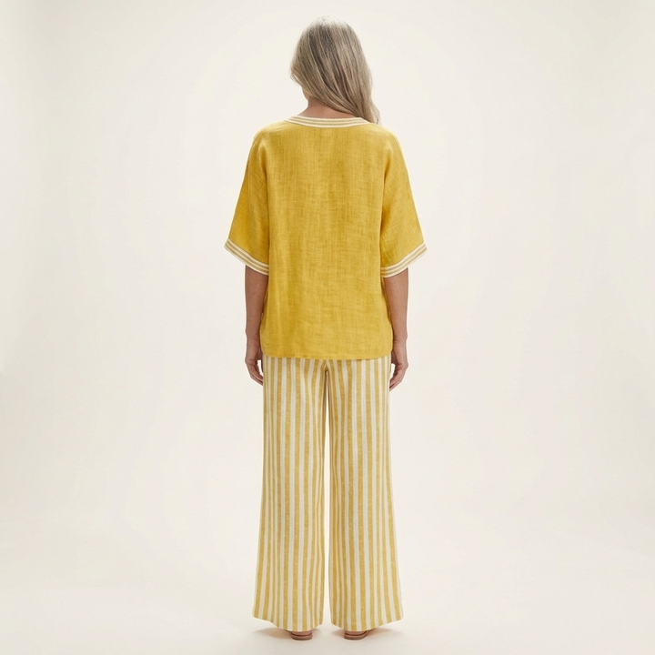 Juliana | V-Urtavla Varsity Top & Randig Vidbyxa Set