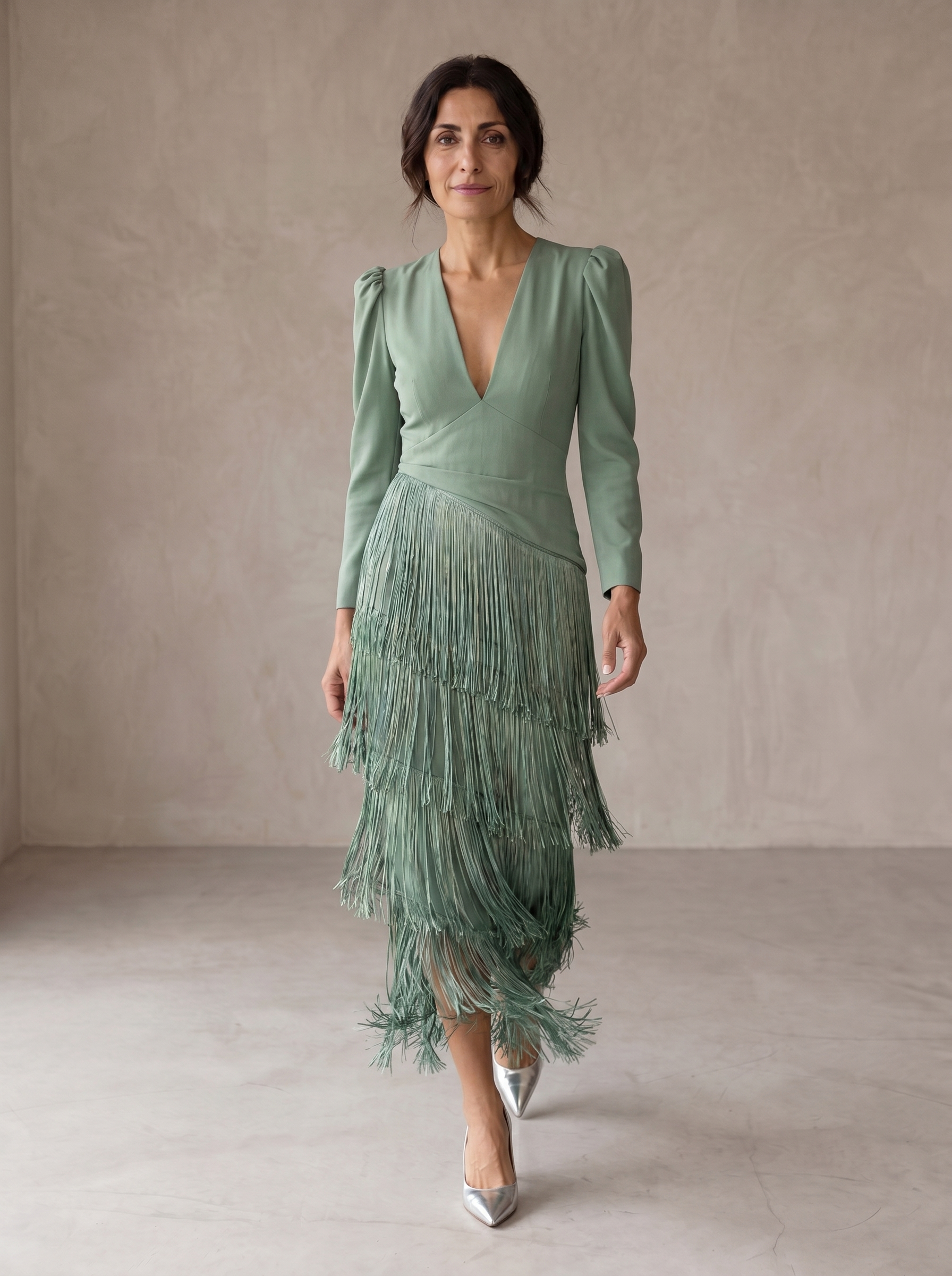 Chiara | Elegant Klänning med Fransar